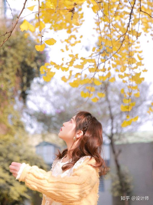 秋日银杏写真:9个拍照姿势,让你拍出最美秋日照片