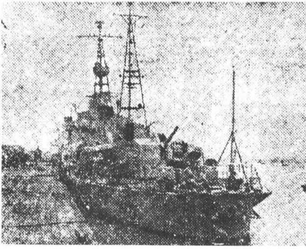年11月19日在上海长江口外起义的国民军海军海防第1舰队旗舰长治舰