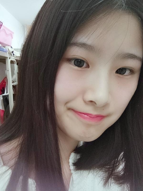 手机自拍美颜软件中哪一个拍出的照片跟本人差距最大?