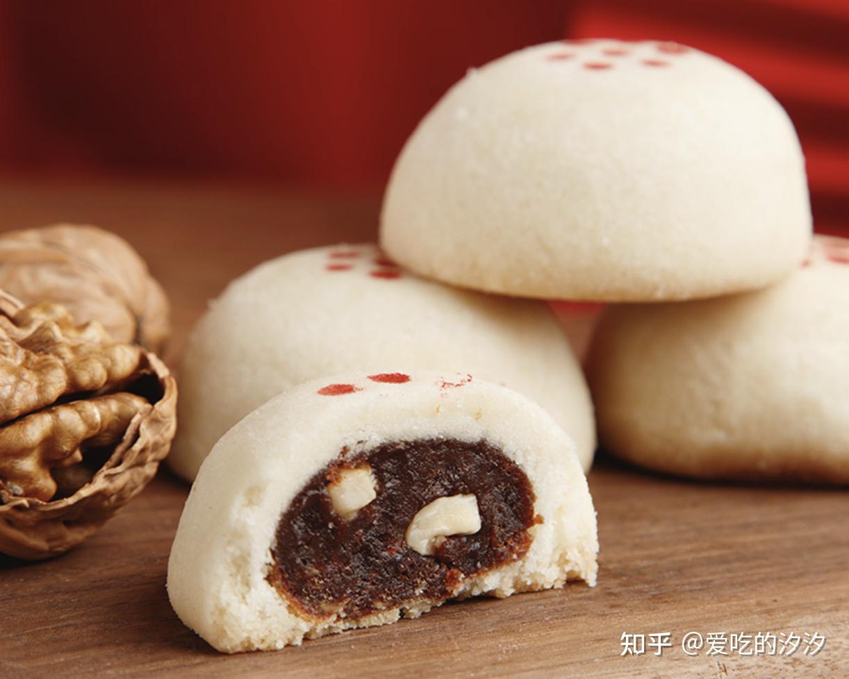 这是一家认真做北方老味道的糕点铺,不仅是故宫食品合作单位,同时也是