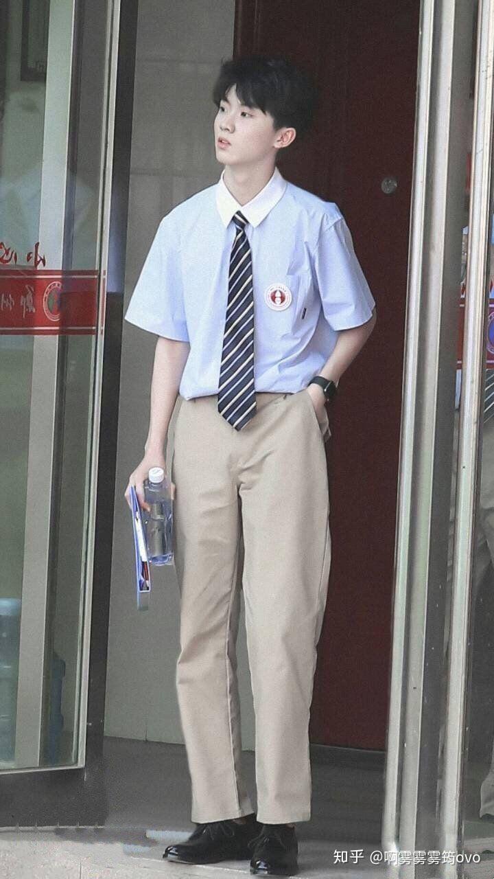 有没有时代少年团七个人的一些帅照超惊艳的那种