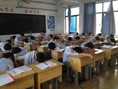 学生上课睡觉不算什么,职教老师的苦恼是:老家回不去了