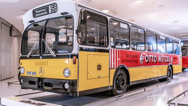 从1930年代后期开始的梅赛德斯-奔驰o 10000城市和长途公交车被转换成