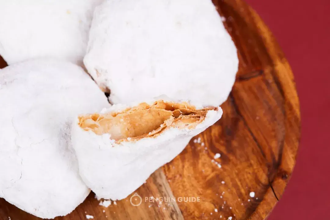 卖雪饺的湖州老字号不少,墩叙堂的包装最文艺,但酥皮里猪油味太重.