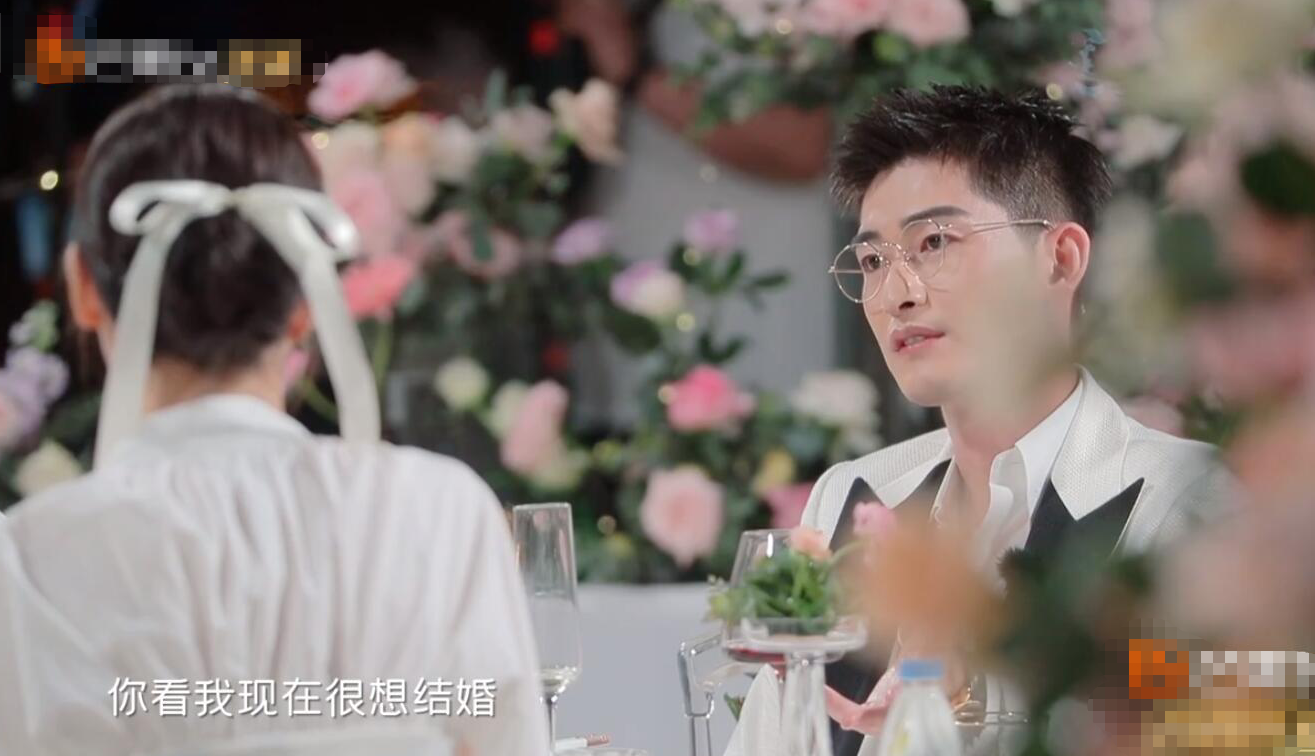 37岁张翰自揭想要结婚,感慨事业不成熟时抗拒爱情,被疑追忆郑爽