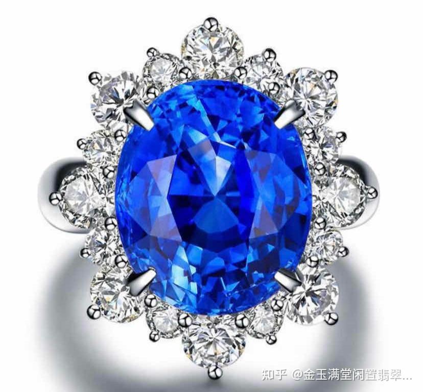 蓝宝石多为"皇家蓝"色,颜色十分饱满鲜浓,呈现一种略带紫罗兰的蓝色