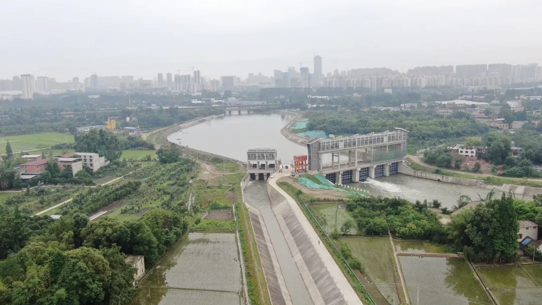 总干渠156公里毗河供水一期工程通水 彭清华宣布通水