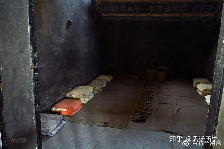 渣滓洞特务被判死刑临刑前一句话保住了命28年后成革命功臣