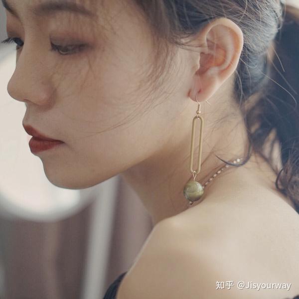 女生戴耳环耳坠到底有什么用?