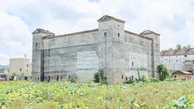 和平林寨客家的民间碉堡在河源的大山里很少人知道
