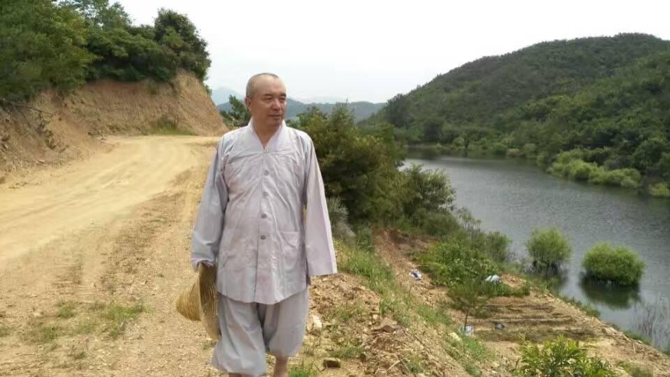谛深大师开示:同参道友勿争!