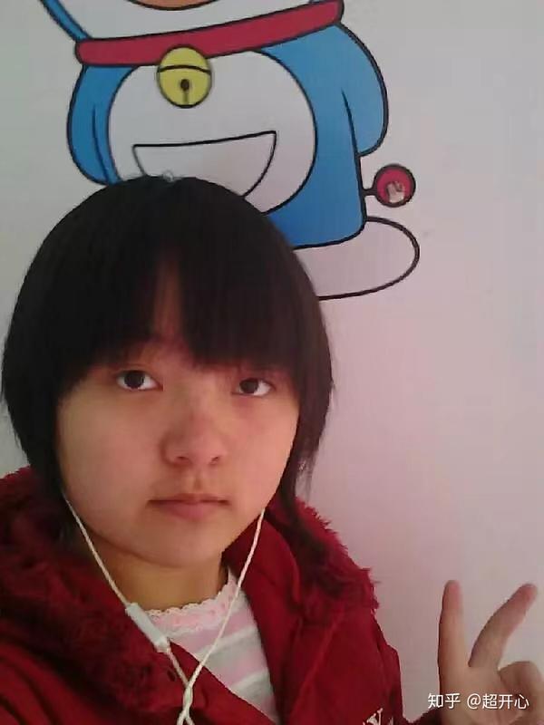 读小学的我被剪了一个男孩儿头 不喜欢照相的但是巨喜欢穿校服