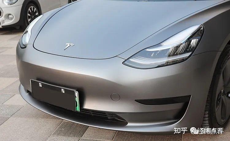 汽车改色膜特斯拉model3原车银色改amg山灰