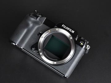 富士中画幅微单相机gfx100s外观图赏