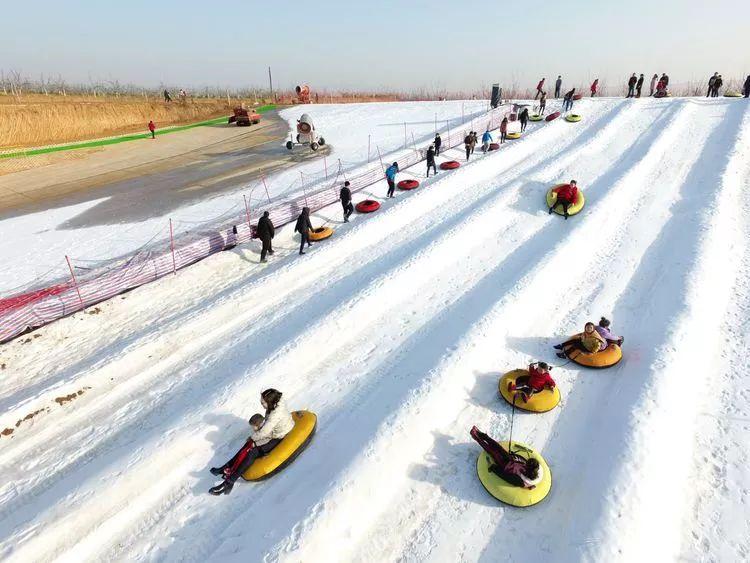 乡村建造滑雪场戏雪乐园得多大面积