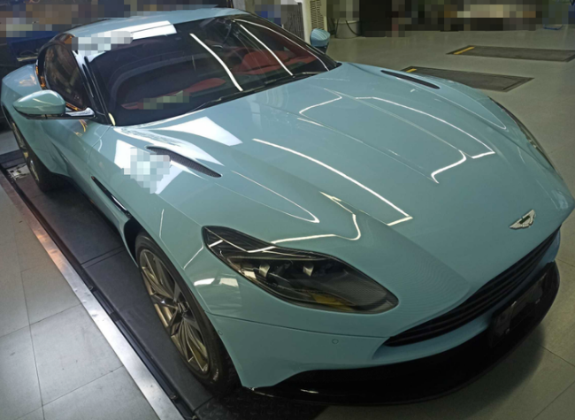 阿斯顿马丁DB11,阿斯顿马丁vanquish 210万入手七千公里的阿斯顿马丁db11买家节约了一百来万