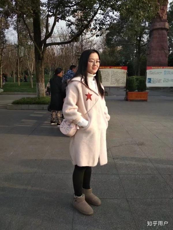 刚刚办完离婚手续,体重115斤左右.
