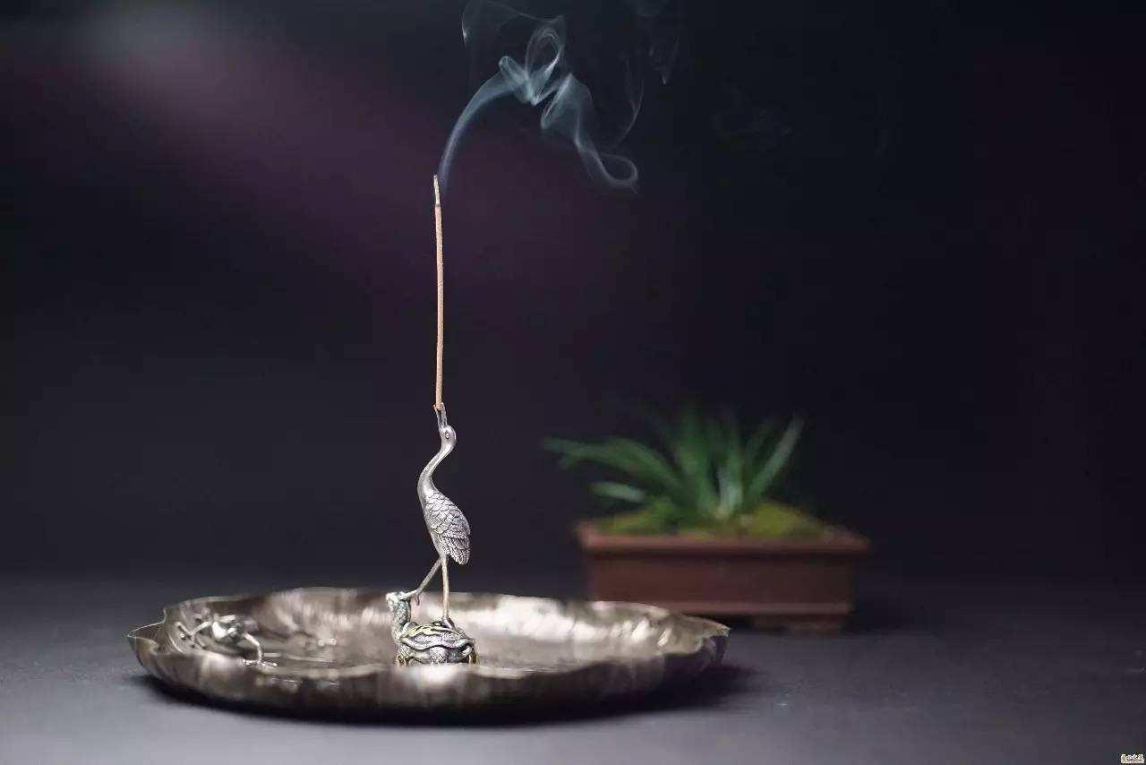 中国香薰的现代发展中医艾灸