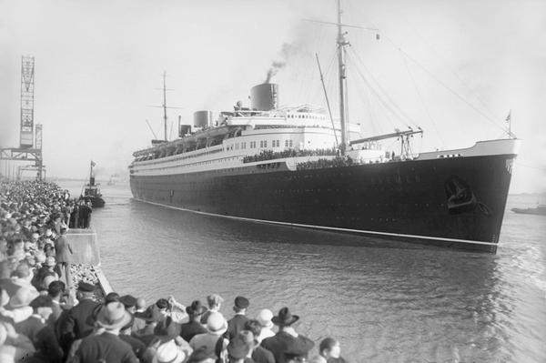 不莱梅号邮轮,1931年