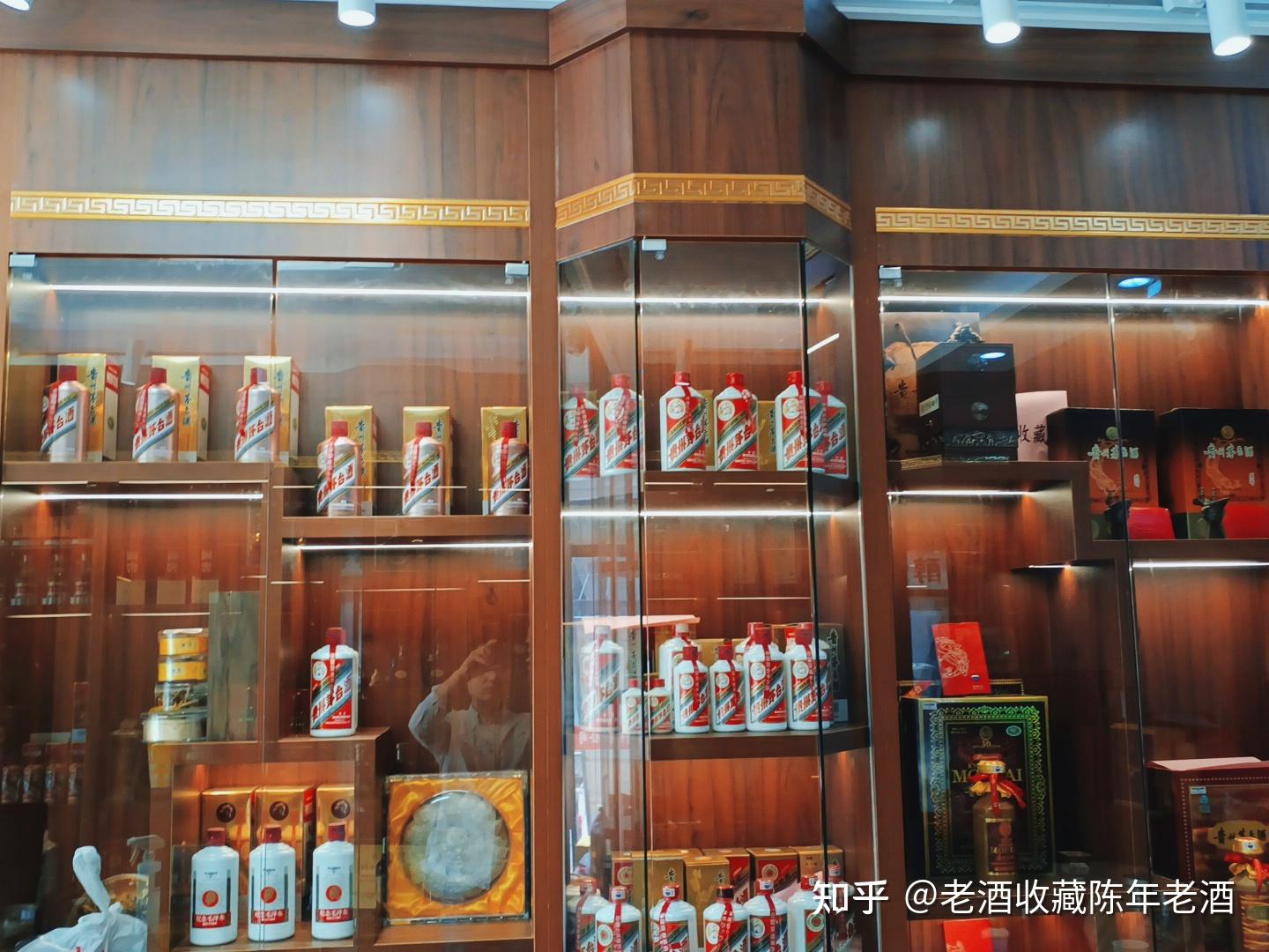浦东礼品名酒回收浦东烟酒虫草回收浦东区陈年茅台酒回收