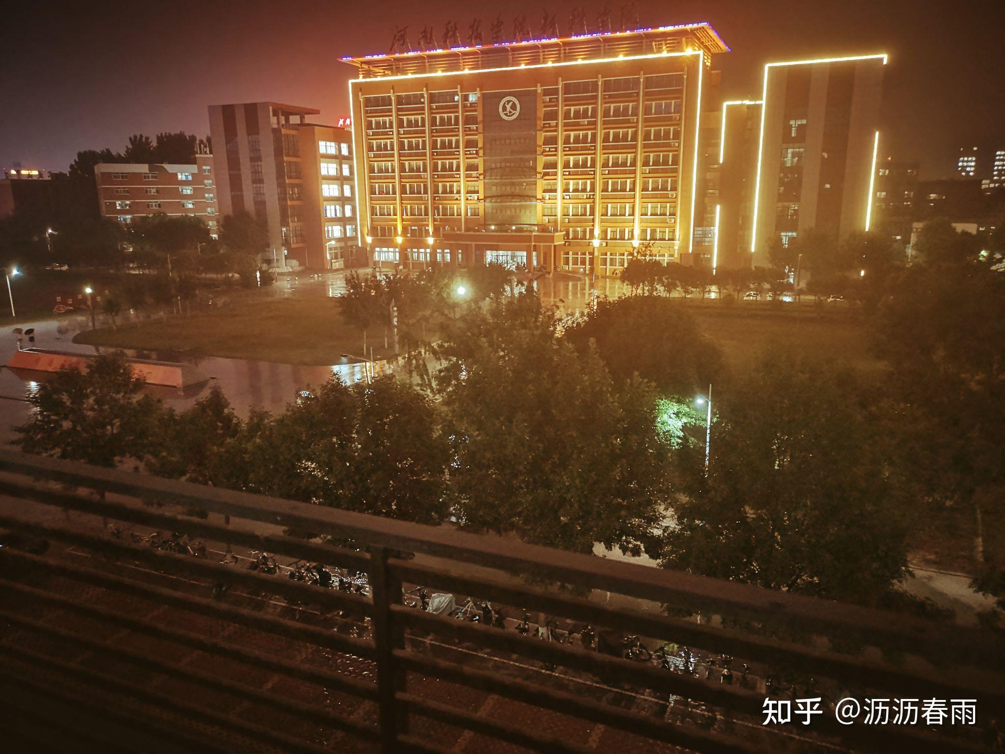 想要河南科技学院本科校区的宿舍图片真实的