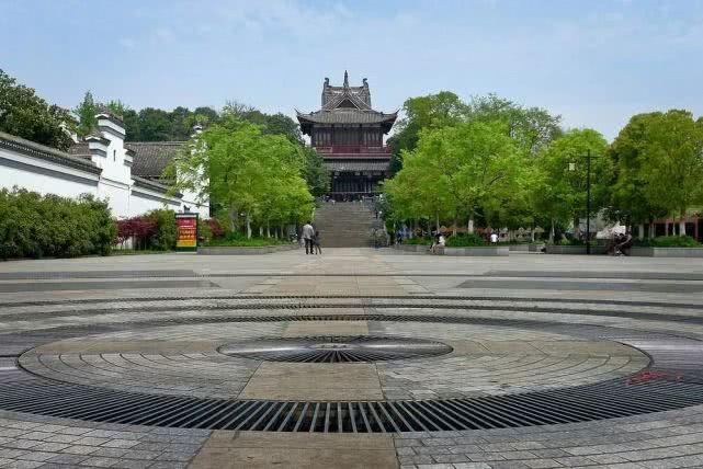 诗人谢朓悲剧李白解道澄江净如练令人长忆谢玄晖