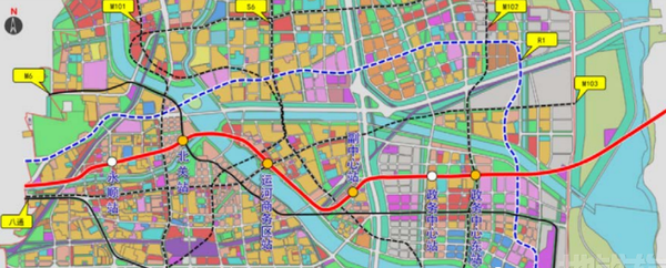 北京二外与传媒大学,同时该站为三线换乘站,远期可换乘r1线,32号线