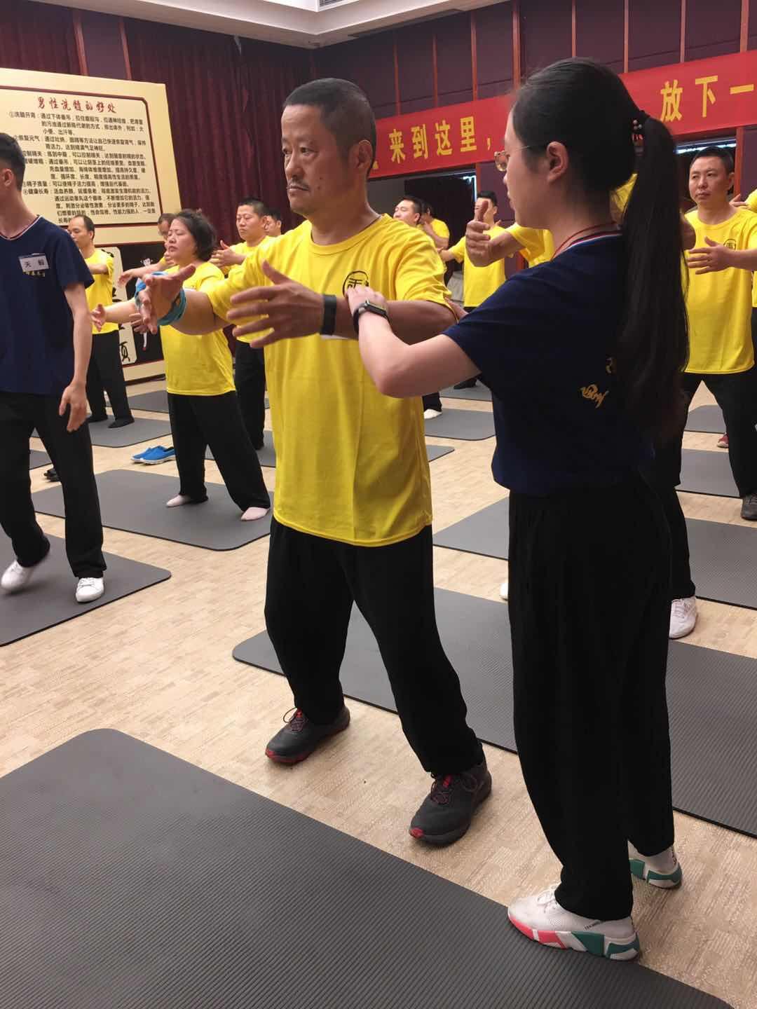 9 人 赞同了该文章 站桩静心音乐30分钟导引词 百日站桩导引词30分钟.