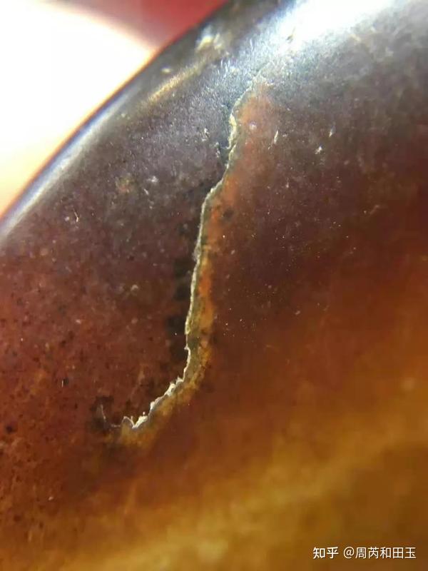 绺裂,皮纹判断和田玉籽料的皮色你会吗?