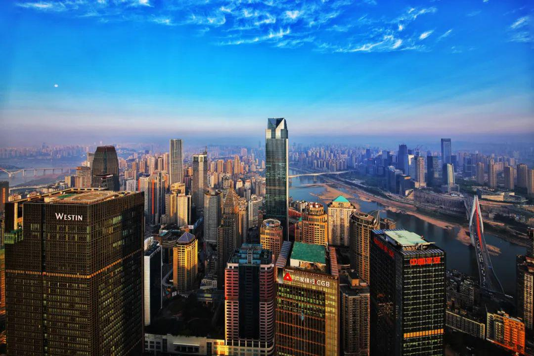 嘴国际金融中心a-one位于重庆江北嘴cbd之心以及城市景观主轴焦点线上