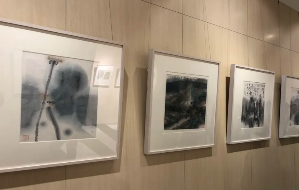 情趣自生黄阿忠国画展