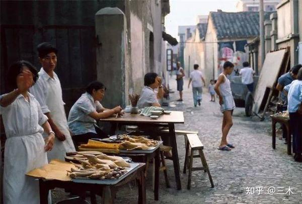时空穿梭机即将发往80年代:一组老照片带你回到回不去