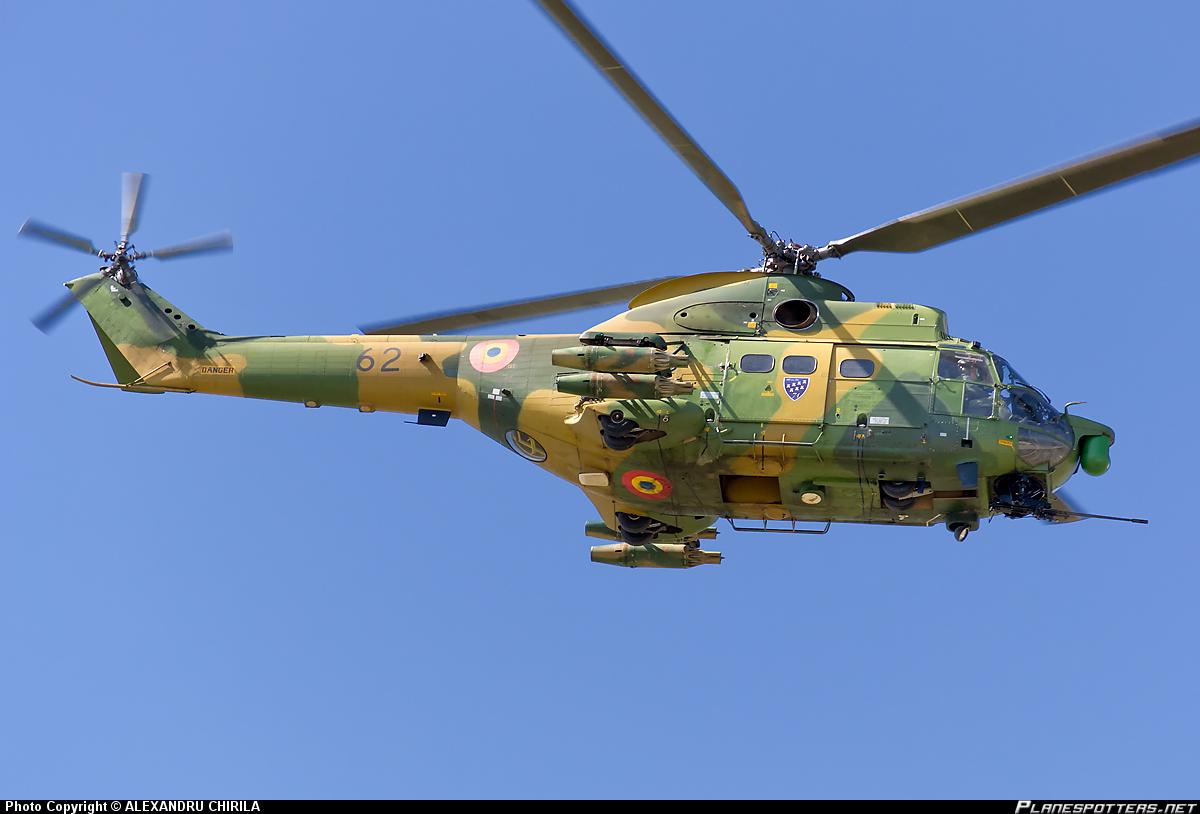 IAR330直升机图片