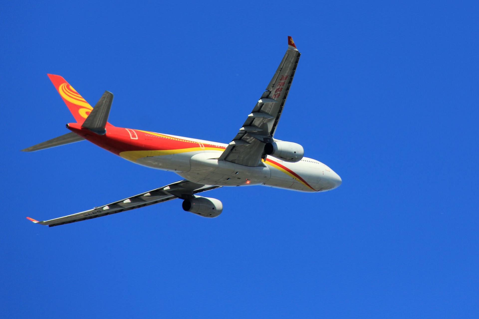 一架飞机有没有可能又飞国内航线又飞国际航线?