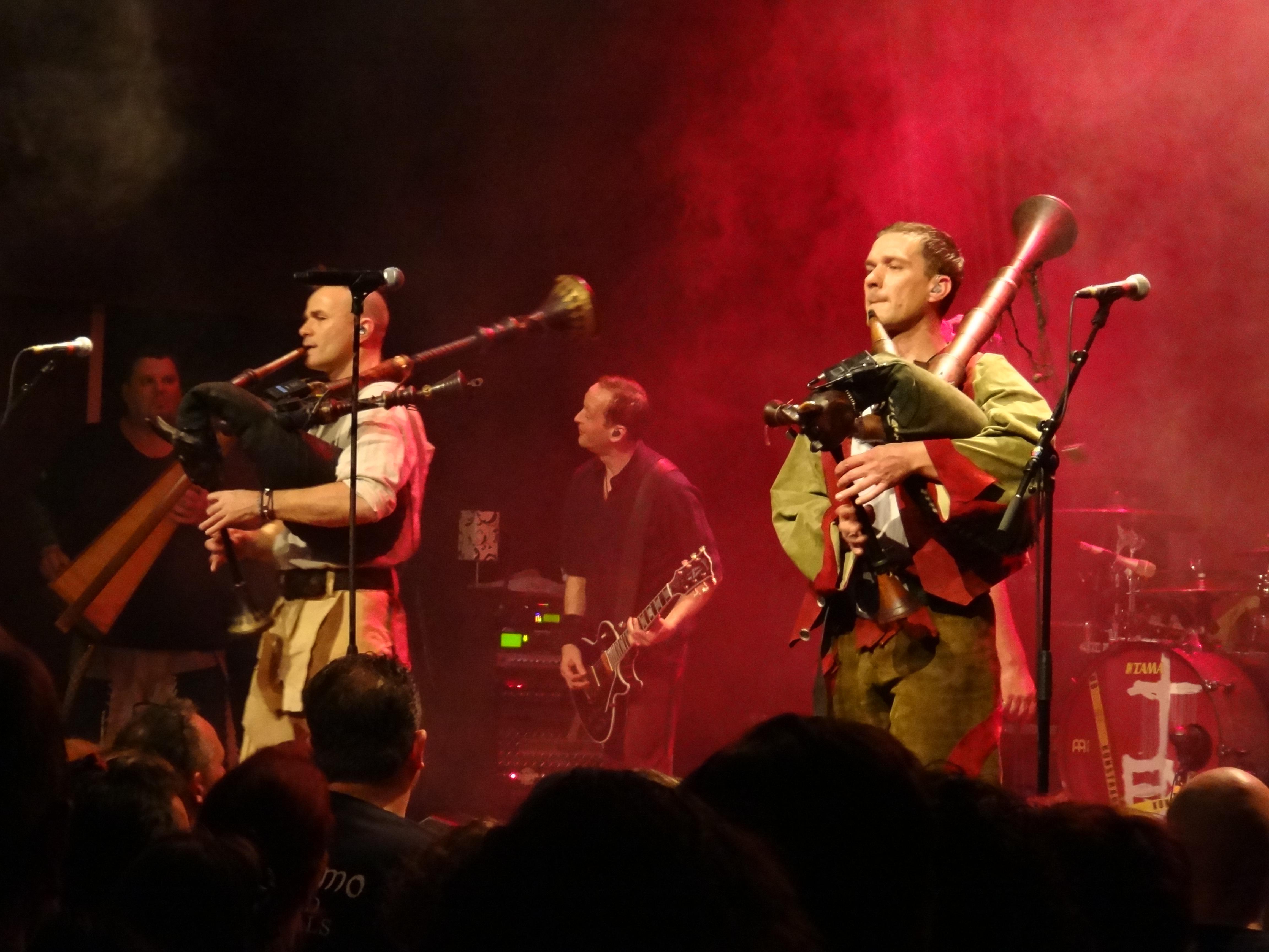 重型音乐金属乐与核类乐手的怎样着装比较好