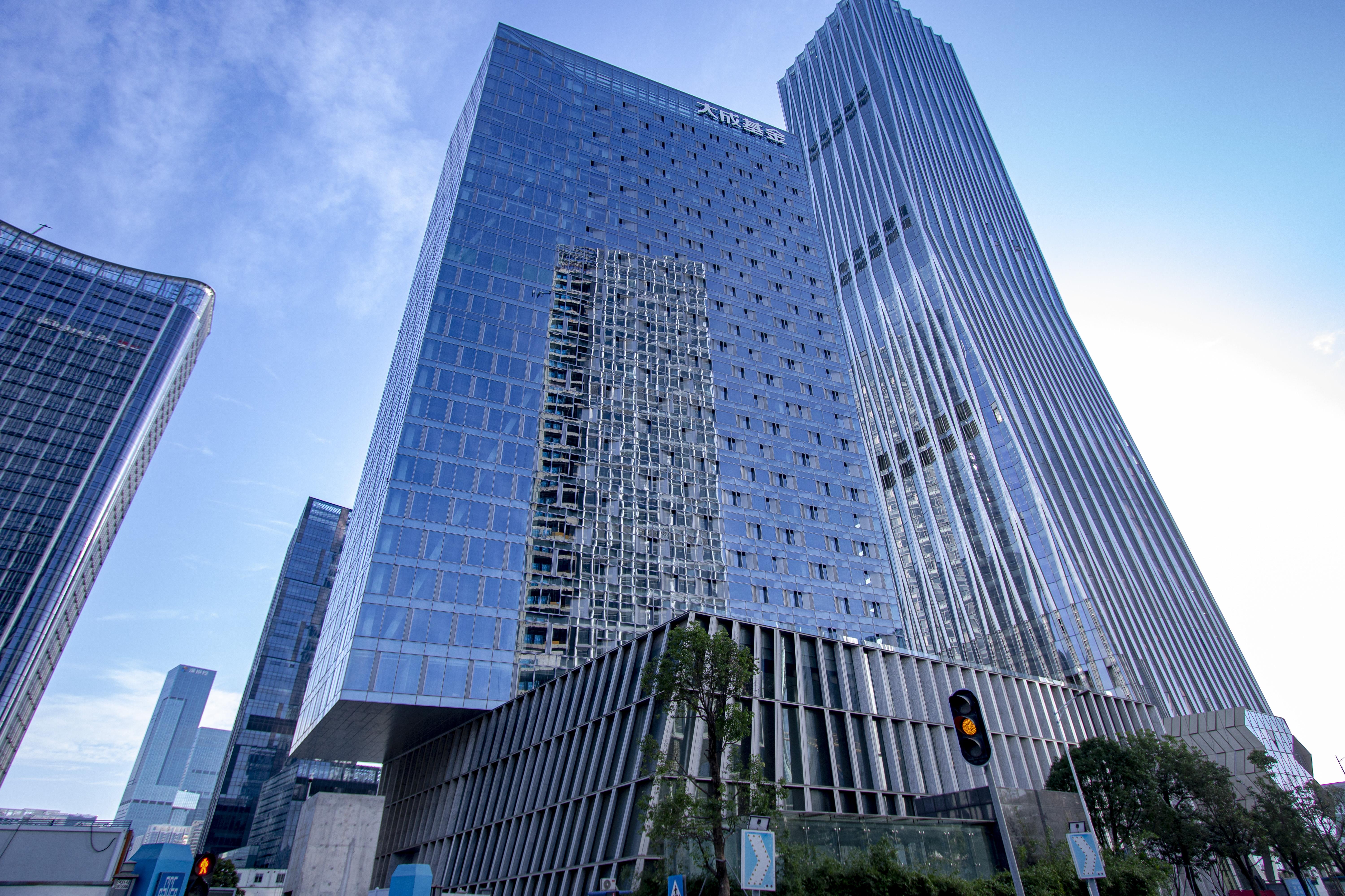 仲量联行JLL 的想法: #仲量联行 成功助力深圳后海大成基金总部大厦5个月实现满租！面对市场下行，项目招商需要更深入得思考而… - 知乎