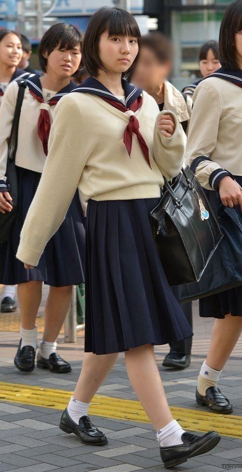 张艾菲 的想法: 真实日本女生校服