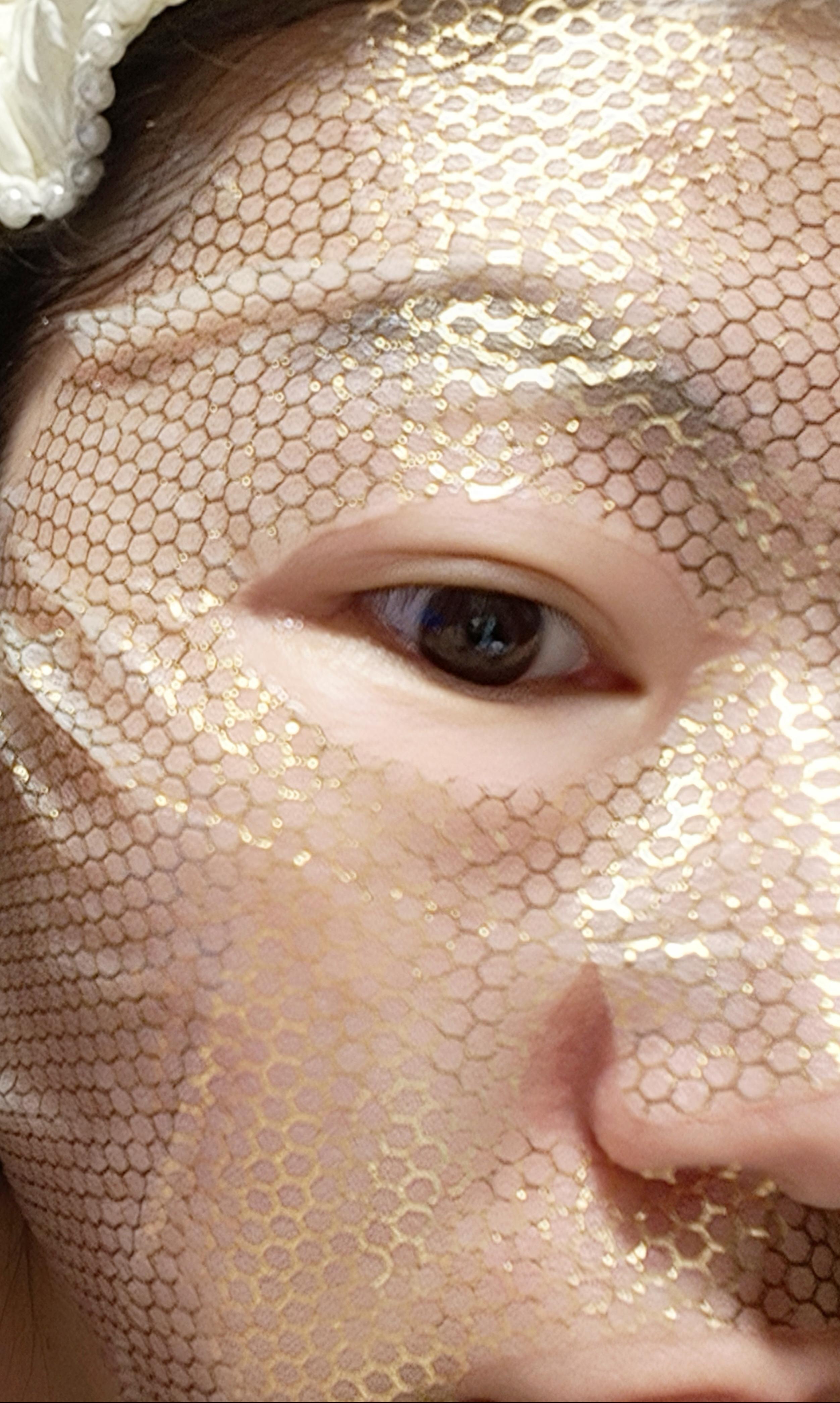 大金桑 的想法: 春风干燥皮肤 来片金光闪闪面膜