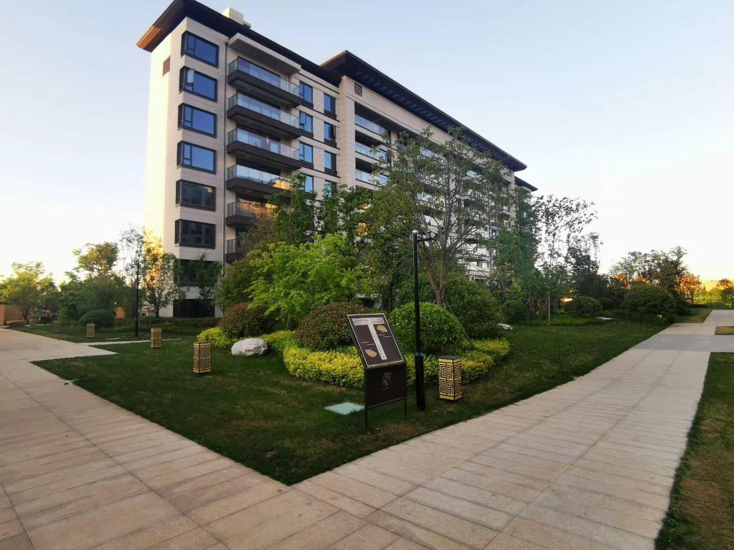 韩现伟 的想法: 绿地城长安宫 长安区内外环境最好的小区 |  a class=