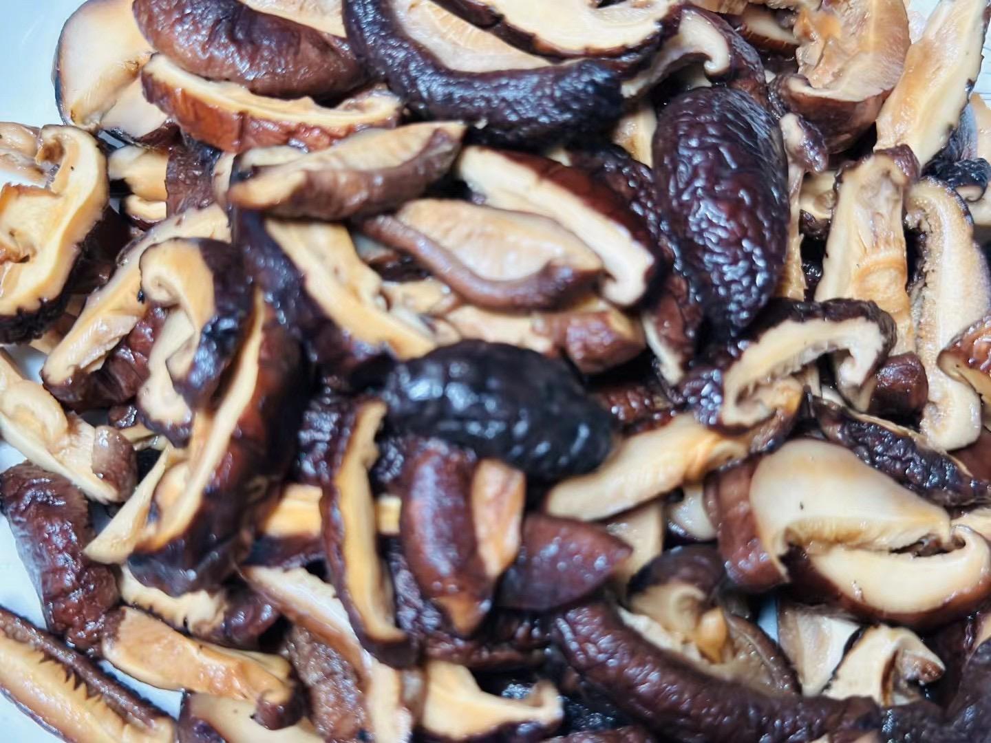 风笛 的想法: 棉湖春卷 | 美食最能抚慰人心,一条看似简单的春饼,内里