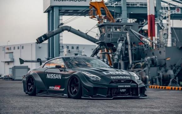 汽车设计王超超 的想法: 每天认识一辆车:战神gtr br>最低售价:160万