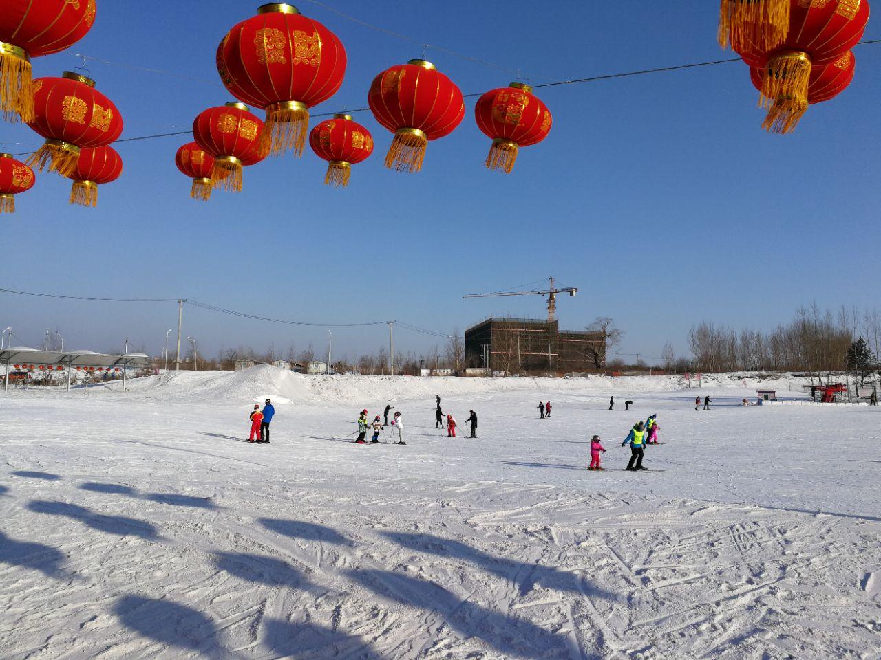 名都滑雪场坡度图片