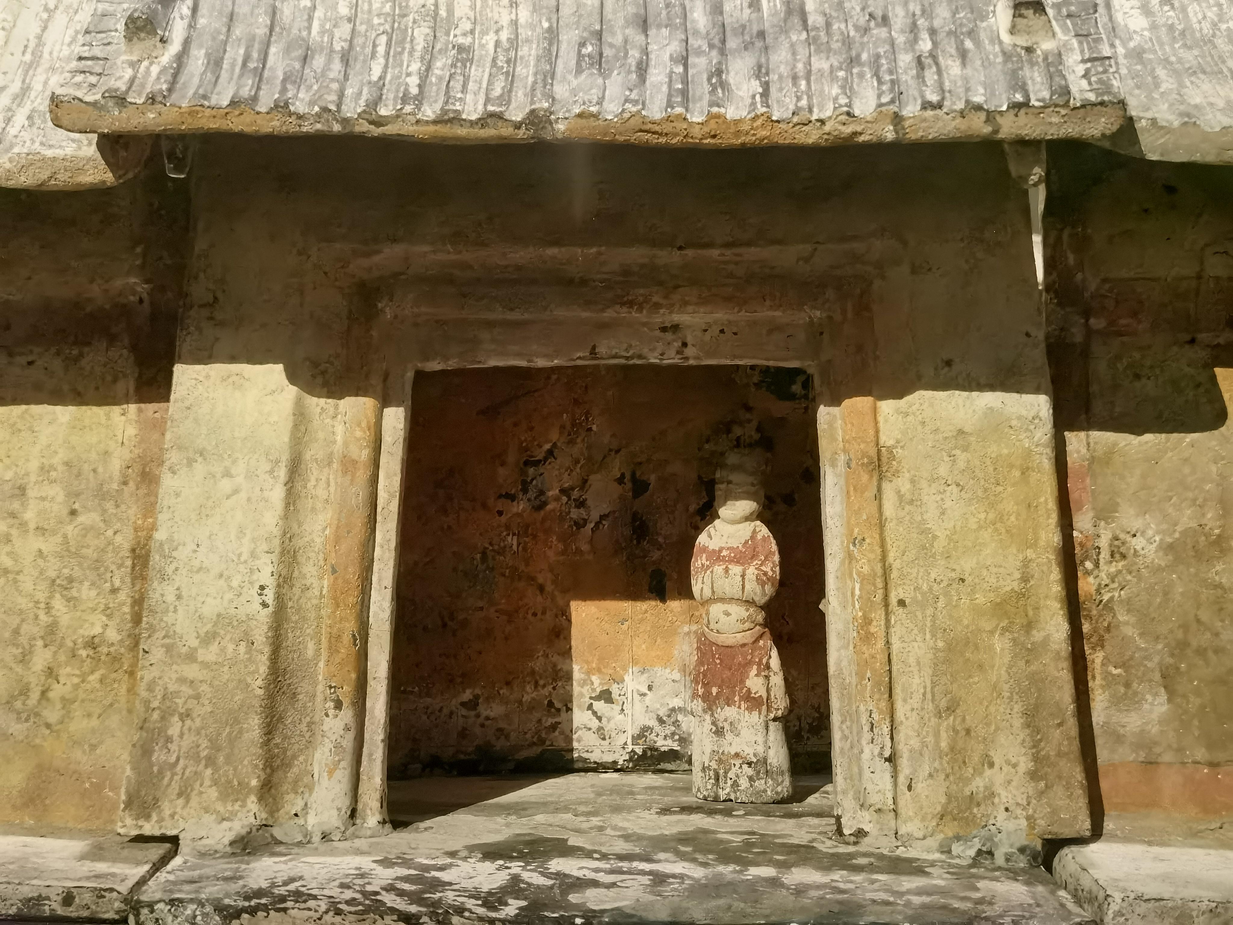 歪脖子树 的想法: 这套房子不知道在那会多少钱 | 后蜀赵廷隐墓出土的