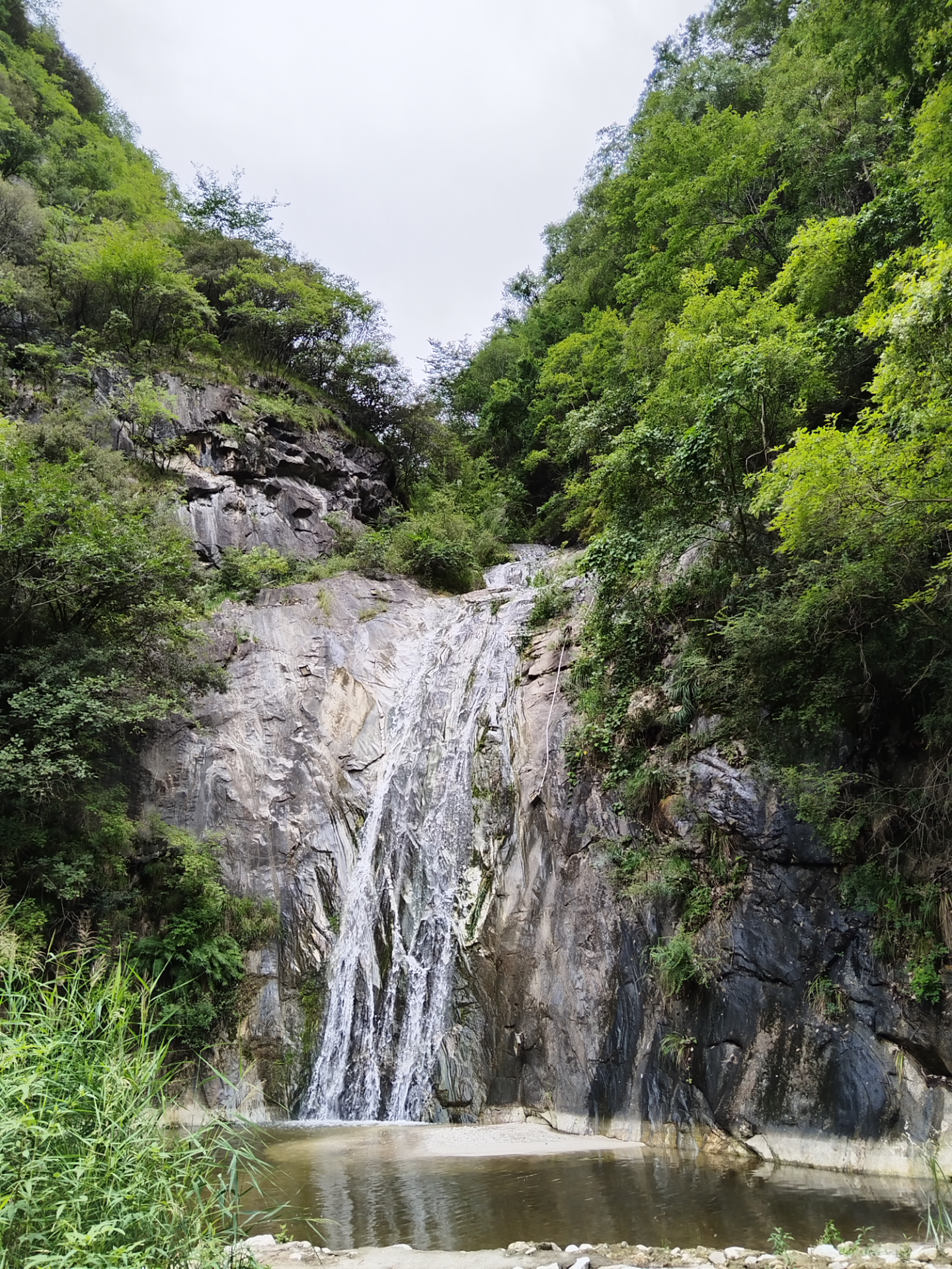 作爱视频免费网站，视频免费网站乱象丛生，全网清查整治行动正式启动，多个违法平台被依法关停，网络环境将迎来彻底净化。