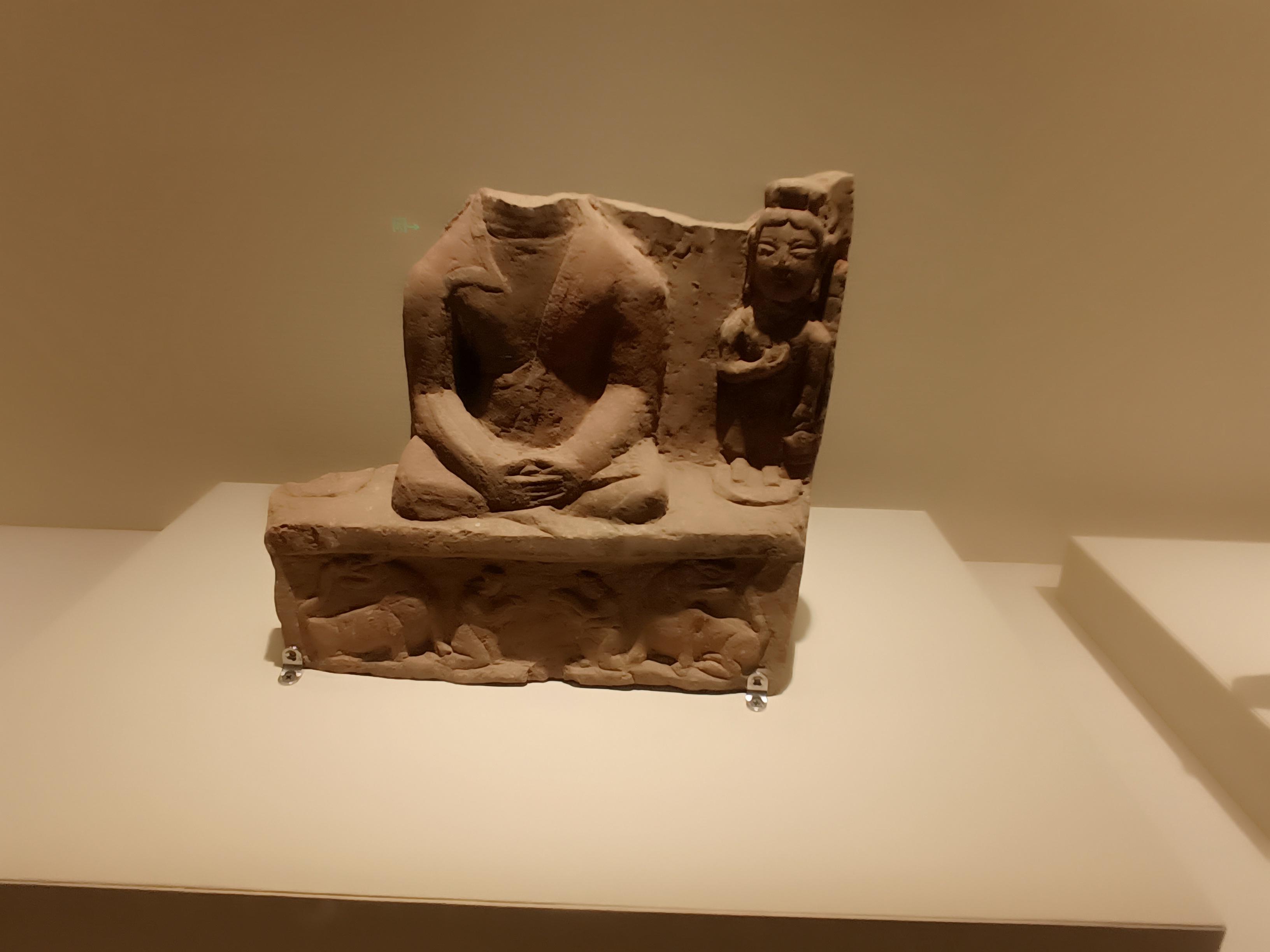 绪不会 的想法: 辽宁喀左境内北魏石雕造像 | 2002年在辽宁朝阳喀左县