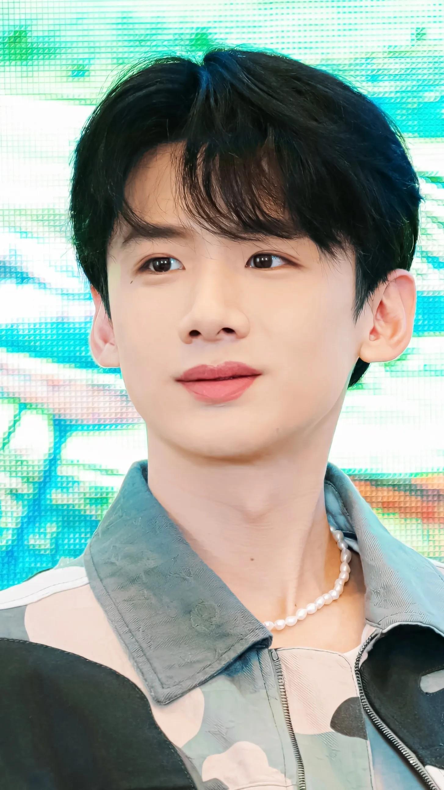 美好婚恋匹配分析之白敬亭与宋轶白敬亭是中国内地男演员他在匆匆那年