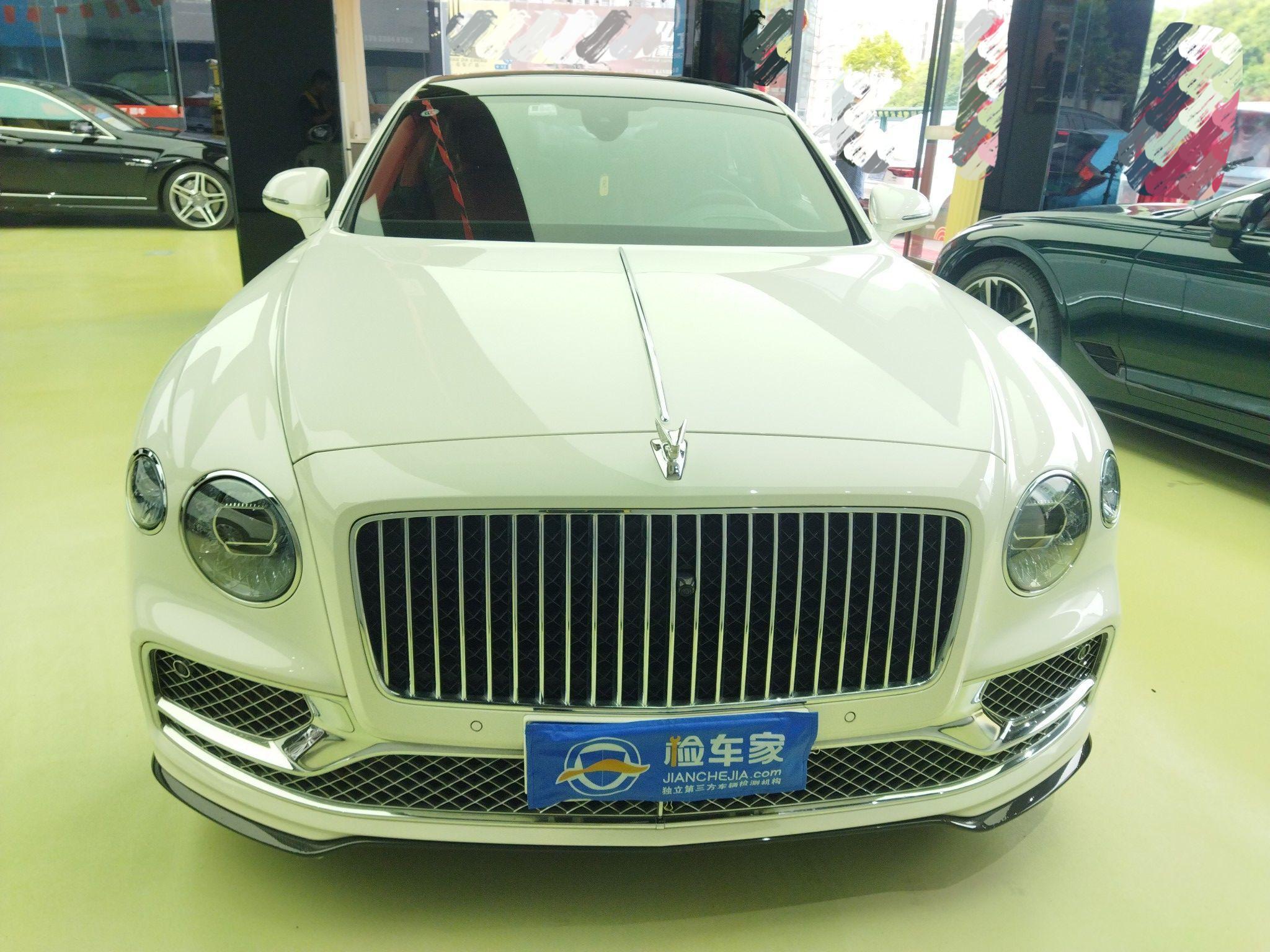 落地400多万的宾利飞驰穆勒版开了三年跟新的一样