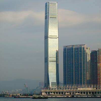 毒角show 的想法: 世界高层建筑---香港环球贸易广场 br>高度:484 m(1