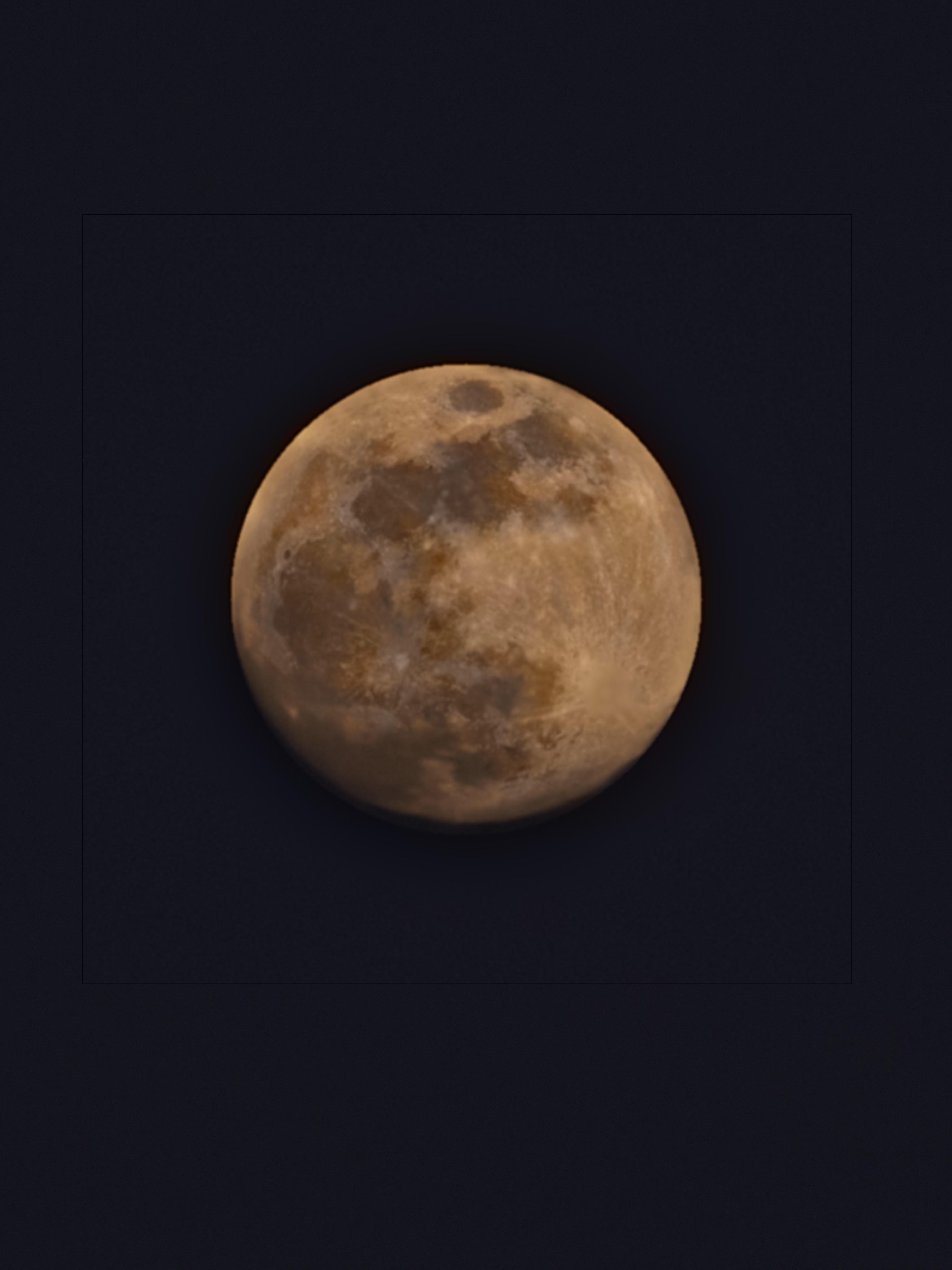 桃子爱学习 的想法: 小米手机随手拍的大月亮,美不美?