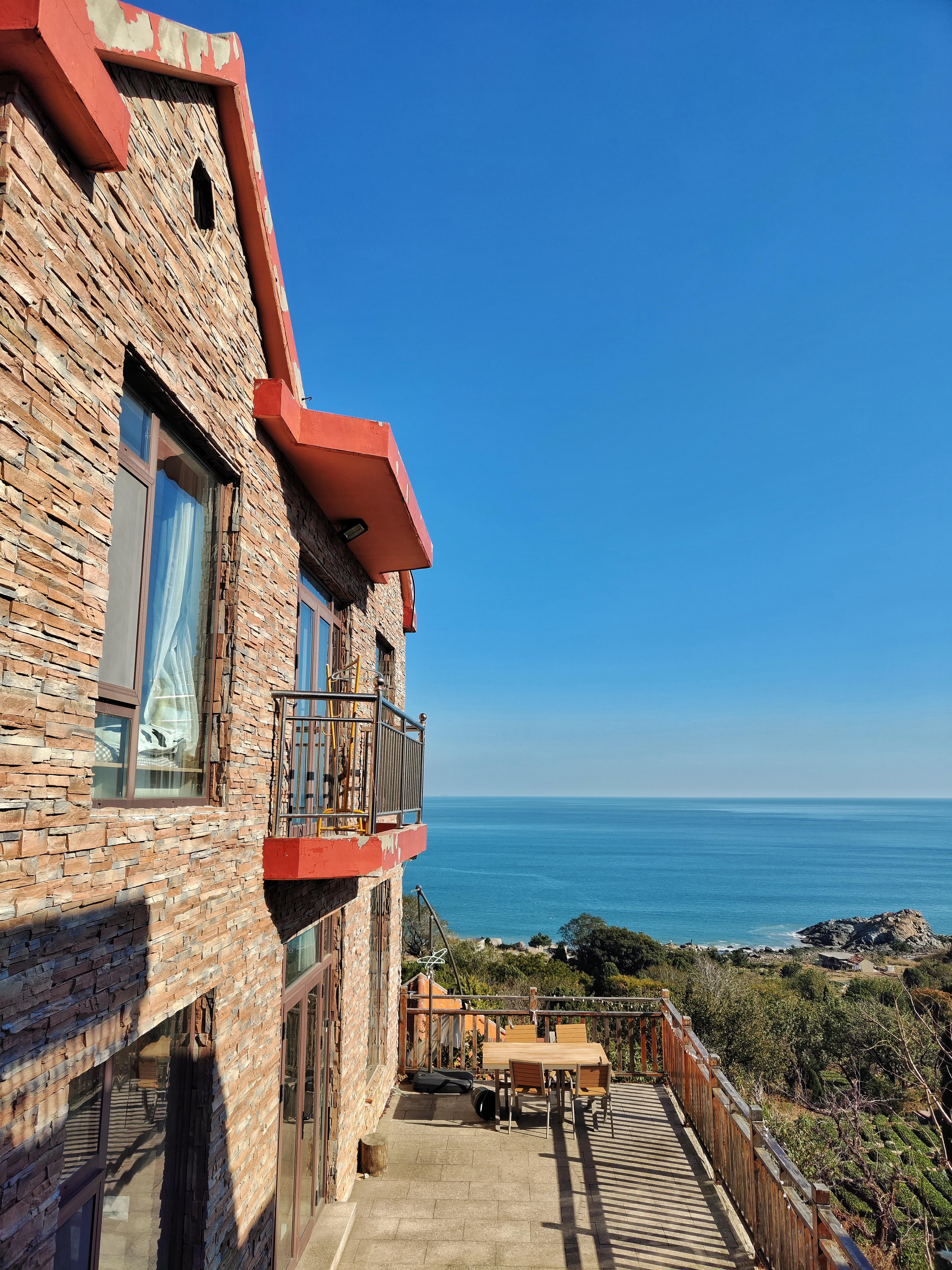 白灼 的想法: 青岛青山村 山海一百分 | "这是我最爱的青岛渔村青山村